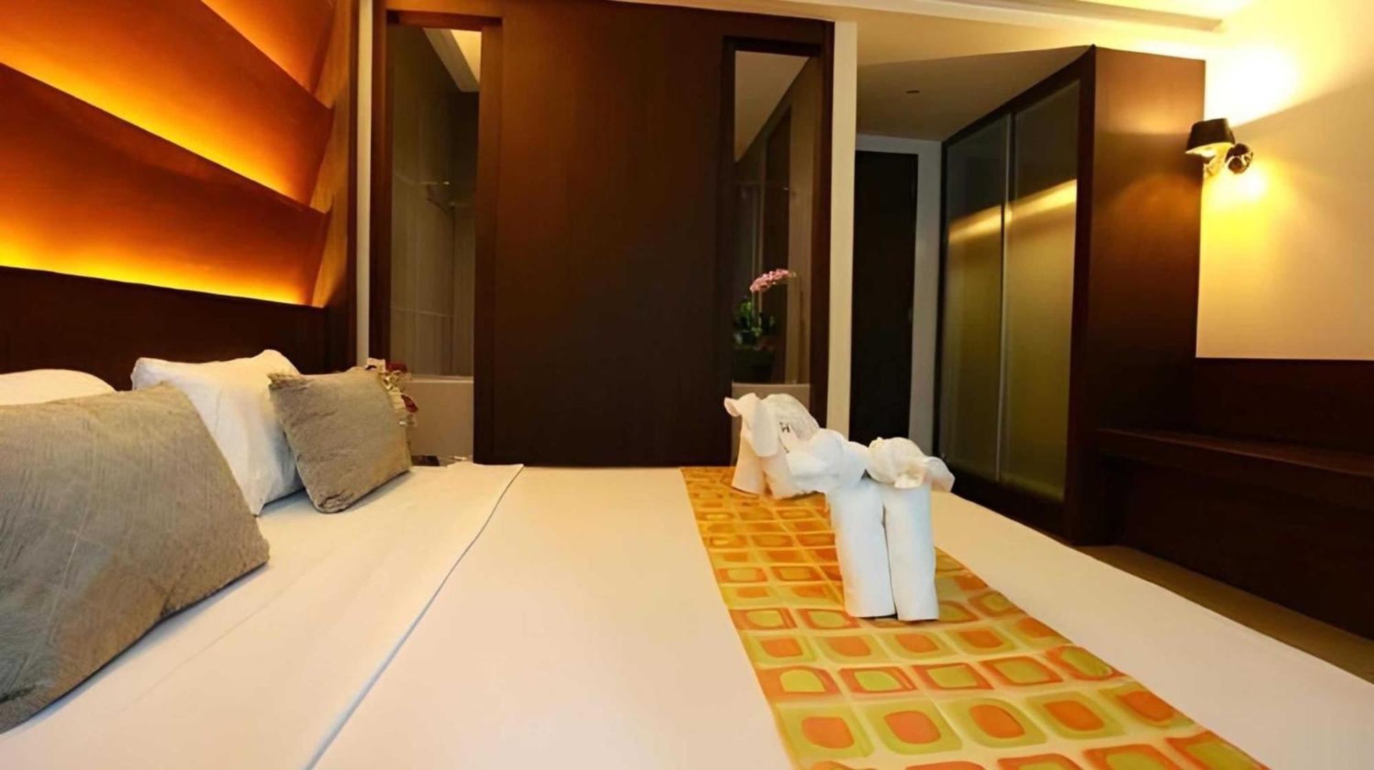 Collection O The Bangkok Cha Cha Suite Exterior foto