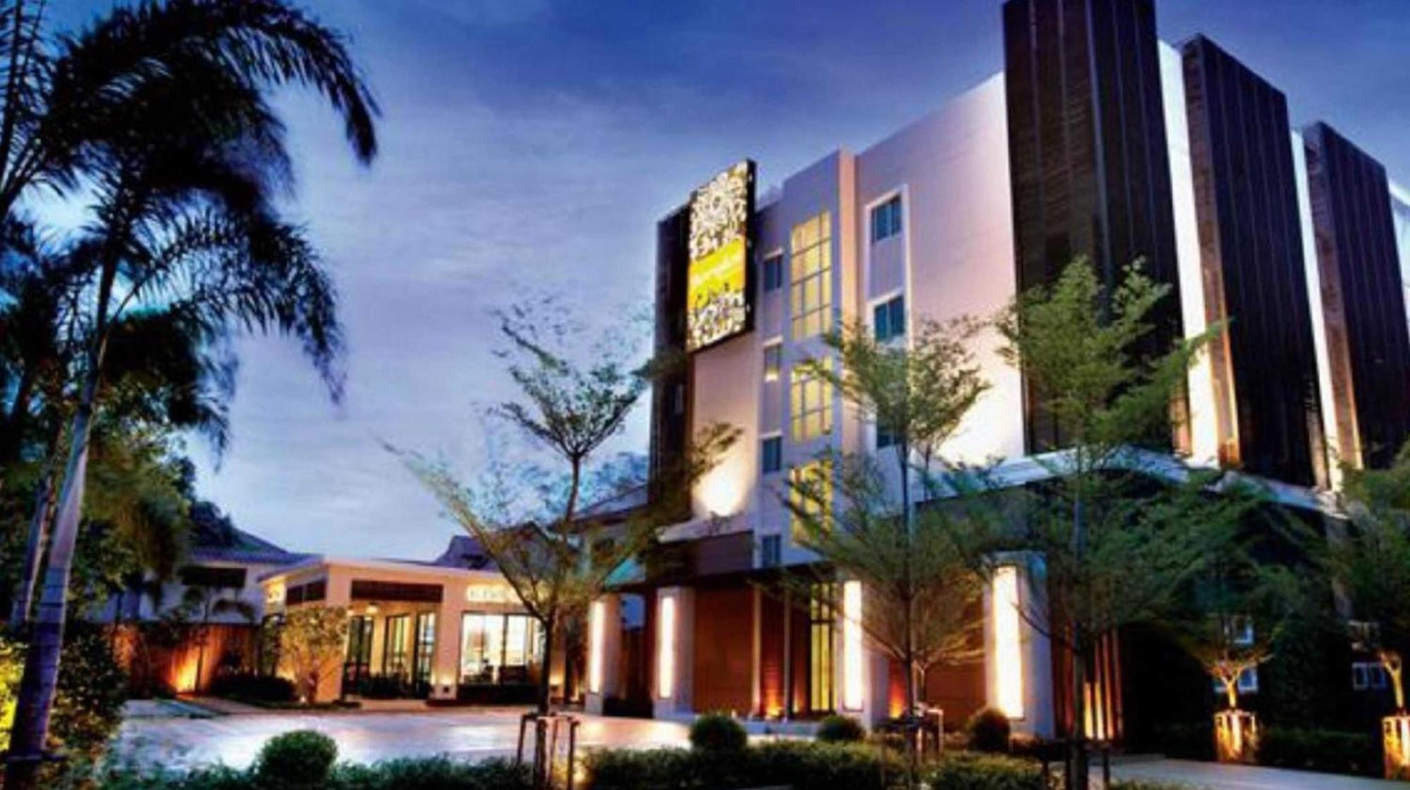 Collection O The Bangkok Cha Cha Suite Exterior foto
